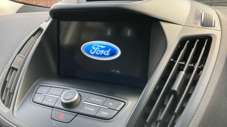 Ford Kuga 2.0 TDCi Titanium Edition 5dr 2WD Diesel Estate